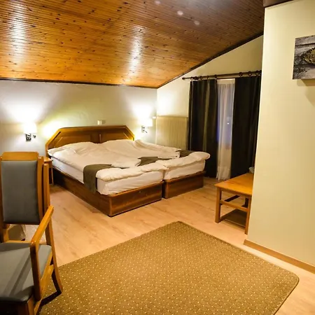 Naoussa Mountain 3*